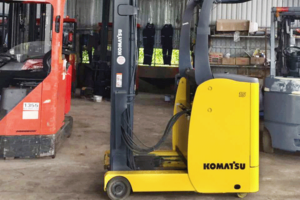 Xe nâng điện ngồi lái Reach Truck cũ